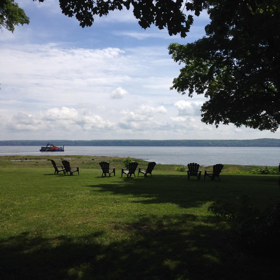 Auberge Les Blancs Moutons Saint-Laurent-de-l'ile d'Orleans 外观 照片